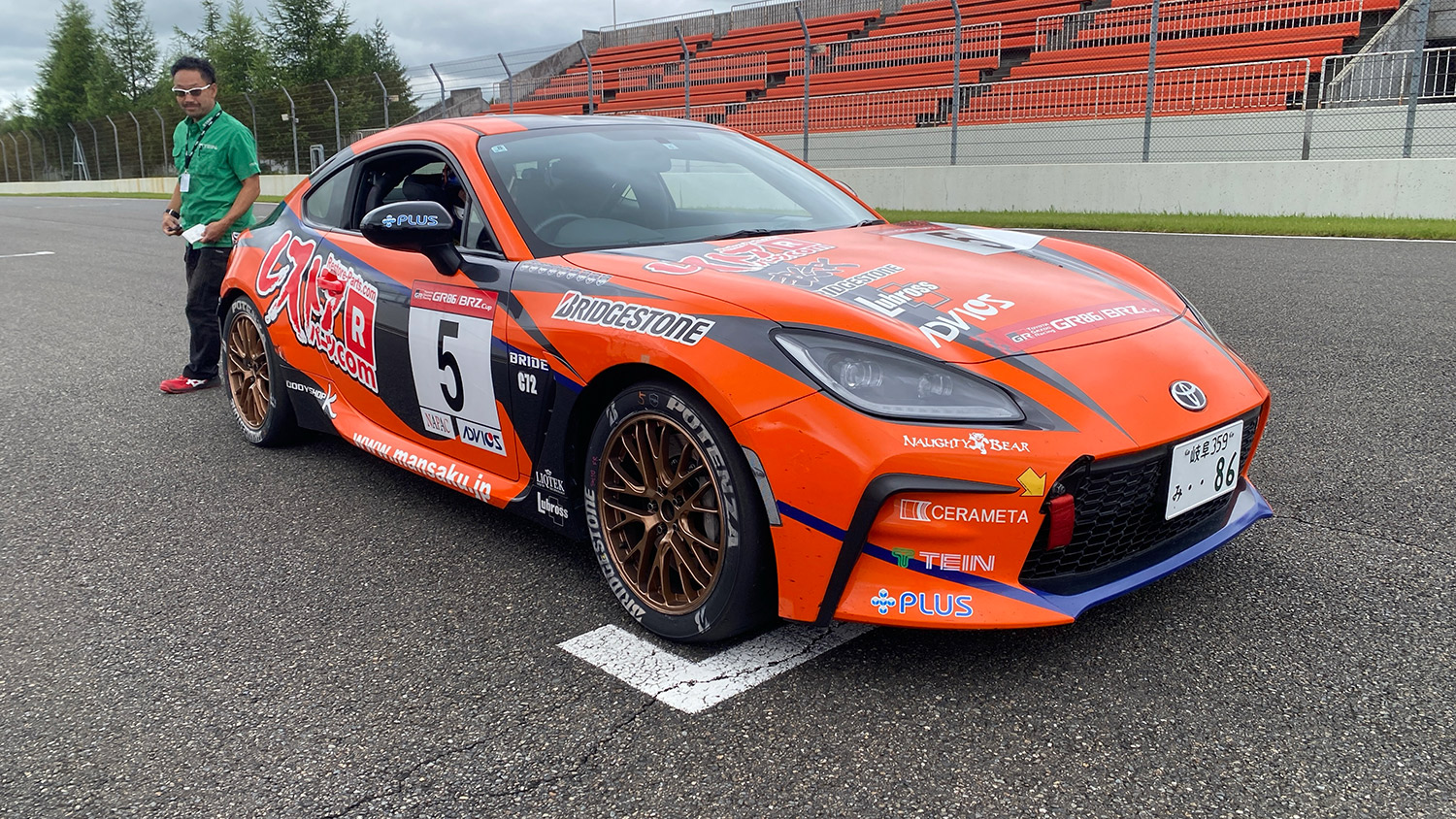 プロクラス　5号車（井上選手）